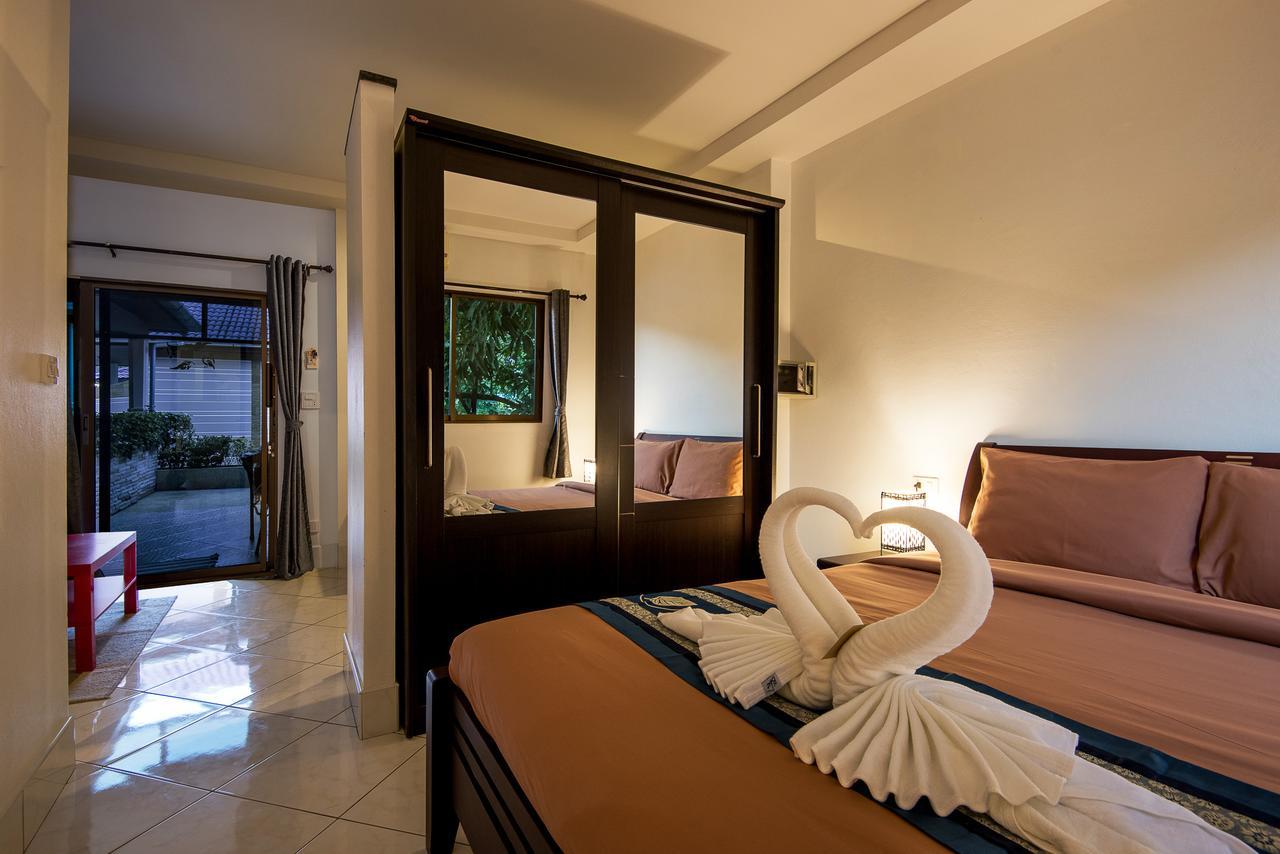 Tananza Resort & Homestay Phuket Nai Harn Ngoại thất bức ảnh